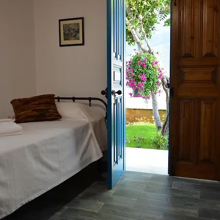Bastion Inn *